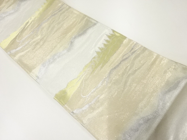 アンティーク　遠山に樹木風景模様織出し袋帯（着用可）